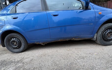 Chevrolet Aveo III, 2004 год, 200 000 рублей, 6 фотография