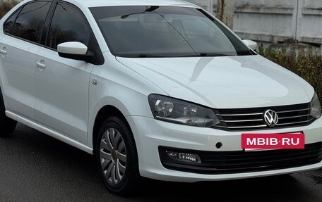 Volkswagen Polo VI (EU Market), 2015 год, 999 000 рублей, 2 фотография