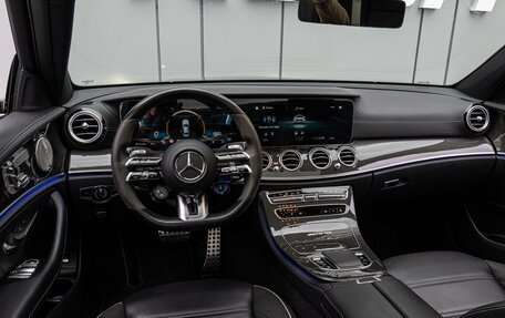 Mercedes-Benz E-Класс AMG, 2021 год, 13 300 000 рублей, 16 фотография