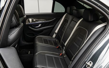 Mercedes-Benz E-Класс AMG, 2021 год, 13 300 000 рублей, 20 фотография