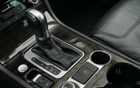 Volkswagen Touareg III, 2017 год, 3 268 700 рублей, 21 фотография