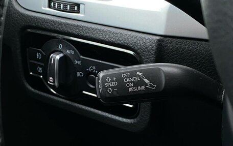 Volkswagen Touareg III, 2017 год, 3 268 700 рублей, 25 фотография