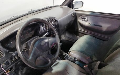 KIA Sportage IV рестайлинг, 2003 год, 205 000 рублей, 16 фотография