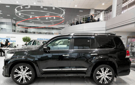 Toyota Land Cruiser 200, 2016 год, 6 550 000 рублей, 8 фотография