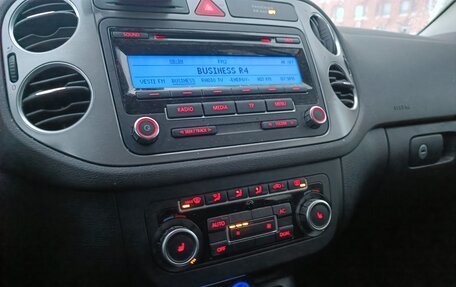 Volkswagen Tiguan I, 2010 год, 1 199 000 рублей, 3 фотография