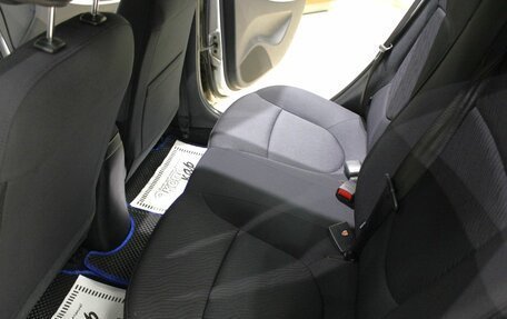 Hyundai Solaris II рестайлинг, 2013 год, 695 000 рублей, 9 фотография