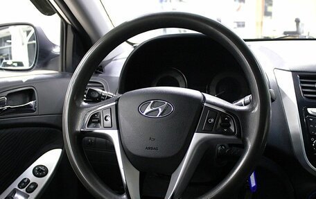 Hyundai Solaris II рестайлинг, 2013 год, 695 000 рублей, 11 фотография