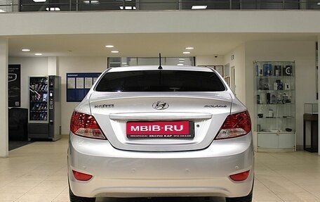 Hyundai Solaris II рестайлинг, 2013 год, 695 000 рублей, 5 фотография