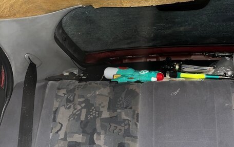 Mitsubishi Carisma I, 1998 год, 120 000 рублей, 8 фотография