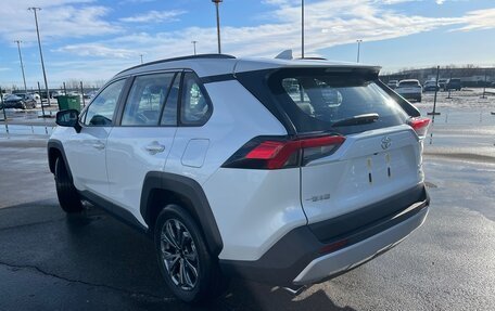 Toyota RAV4, 2025 год, 3 950 000 рублей, 2 фотография