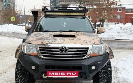 Toyota Hilux VII, 2013 год, 3 199 000 рублей, 9 фотография