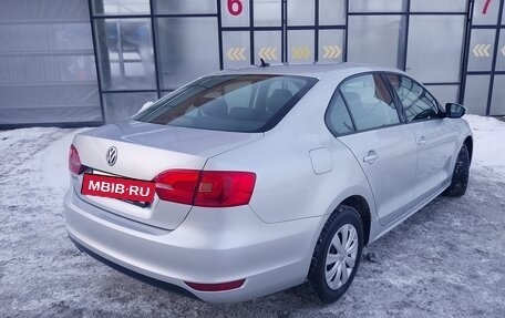 Volkswagen Jetta VI, 2013 год, 840 000 рублей, 4 фотография