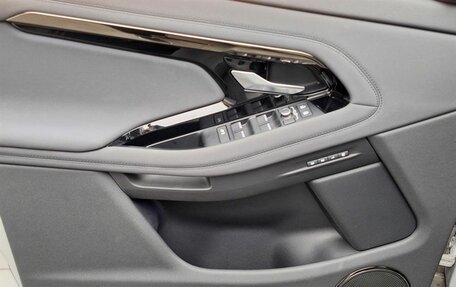 Land Rover Range Rover Evoque II, 2025 год, 11 фотография