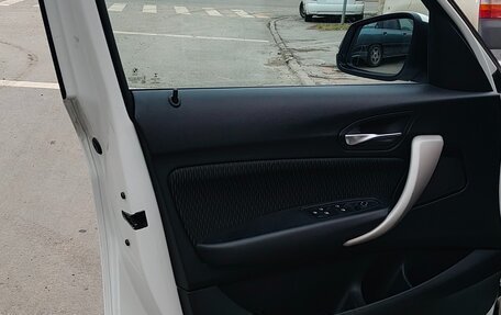 BMW 1 серия, 2016 год, 1 700 000 рублей, 10 фотография