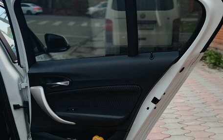 BMW 1 серия, 2016 год, 1 700 000 рублей, 16 фотография