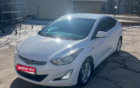 Hyundai Elantra V, 2015 год, 1 250 000 рублей, 2 фотография