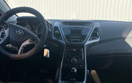 Hyundai Elantra V, 2015 год, 1 250 000 рублей, 6 фотография