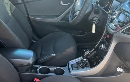 Hyundai Elantra V, 2015 год, 1 250 000 рублей, 5 фотография