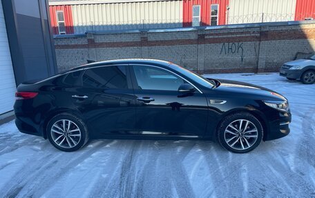 KIA Optima IV, 2017 год, 1 550 000 рублей, 2 фотография