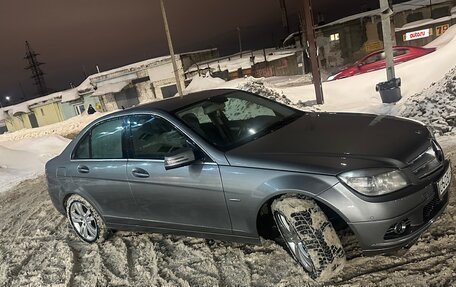 Mercedes-Benz C-Класс, 2009 год, 1 550 000 рублей, 2 фотография
