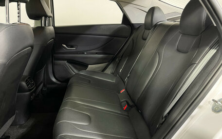Hyundai Elantra, 2023 год, 2 047 000 рублей, 10 фотография