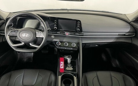 Hyundai Elantra, 2023 год, 2 047 000 рублей, 12 фотография