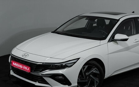 Hyundai Elantra, 2023 год, 2 047 000 рублей, 18 фотография