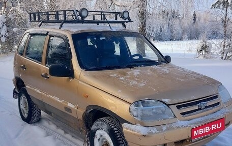 Chevrolet Niva I рестайлинг, 2005 год, 330 000 рублей, 1 фотография