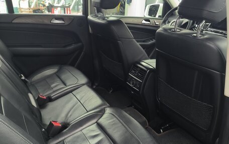 Mercedes-Benz GLS, 2017 год, 4 690 000 рублей, 7 фотография