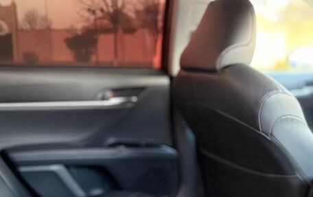 Toyota Camry, 2019 год, 2 720 000 рублей, 17 фотография