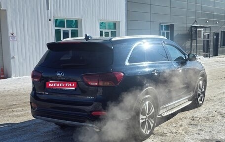 KIA Sorento III Prime рестайлинг, 2018 год, 2 400 000 рублей, 3 фотография