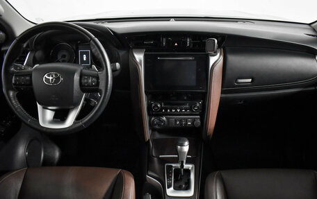 Toyota Fortuner II, 2020 год, 4 200 000 рублей, 13 фотография