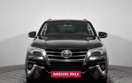 Toyota Fortuner II, 2020 год, 4 200 000 рублей, 2 фотография