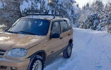 Chevrolet Niva I рестайлинг, 2005 год, 330 000 рублей, 5 фотография