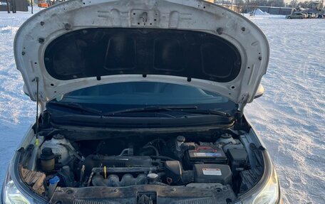 KIA Rio III рестайлинг, 2012 год, 800 000 рублей, 32 фотография