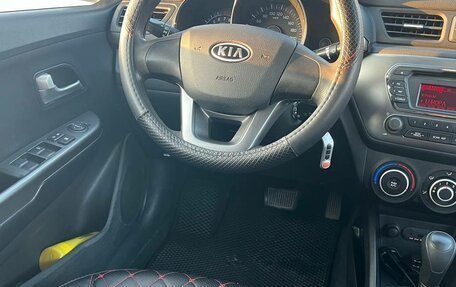 KIA Rio III рестайлинг, 2012 год, 800 000 рублей, 36 фотография