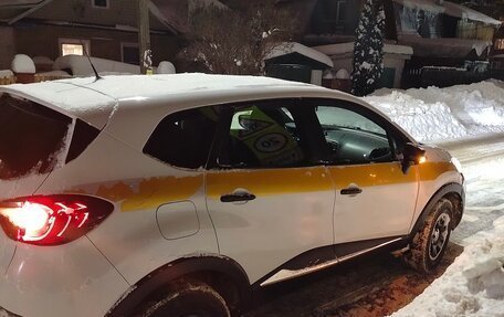 Renault Kaptur I рестайлинг, 2018 год, 720 000 рублей, 4 фотография