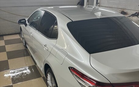 Toyota Camry, 2021 год, 3 550 000 рублей, 6 фотография