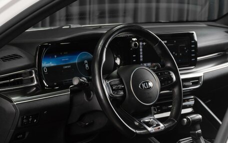 KIA K5, 2021 год, 2 199 000 рублей, 31 фотография