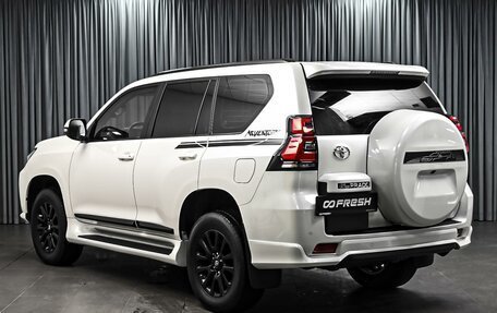 Toyota Land Cruiser Prado 150 рестайлинг 2, 2022 год, 6 549 000 рублей, 2 фотография