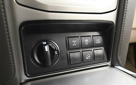 Toyota Land Cruiser Prado 150 рестайлинг 2, 2022 год, 6 549 000 рублей, 25 фотография