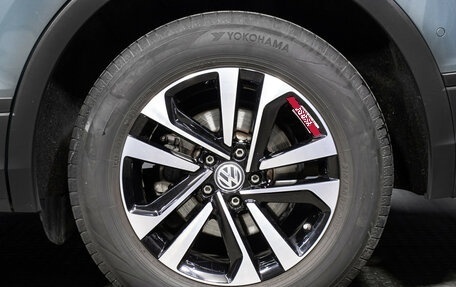 Volkswagen Tiguan II, 2019 год, 2 598 000 рублей, 25 фотография