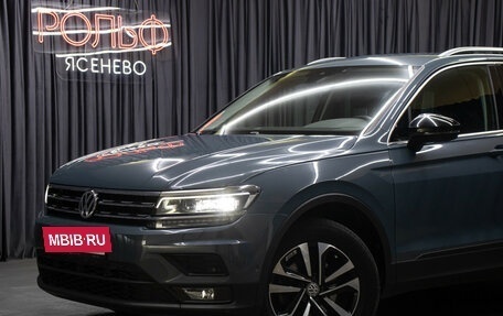 Volkswagen Tiguan II, 2019 год, 2 598 000 рублей, 23 фотография