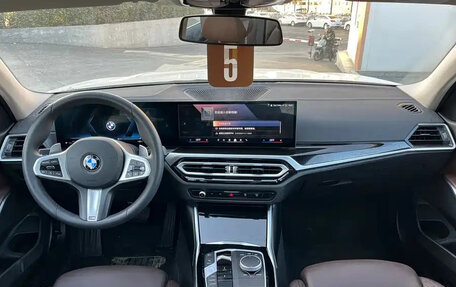 BMW 3 серия, 2023 год, 3 550 017 рублей, 10 фотография