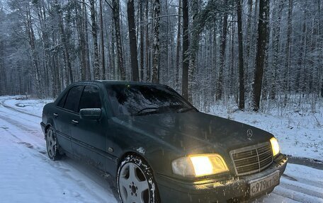 Mercedes-Benz C-Класс, 1999 год, 320 000 рублей, 4 фотография
