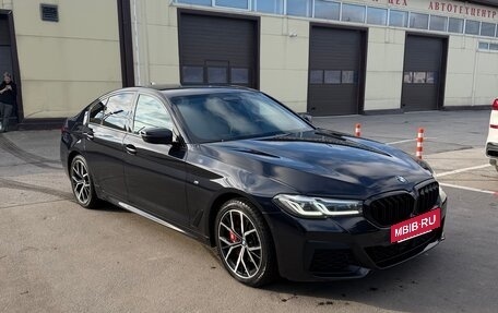 BMW 5 серия, 2020 год, 4 800 000 рублей, 2 фотография