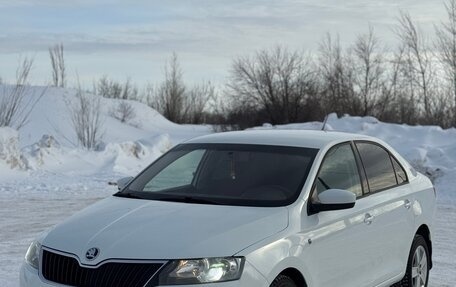 Skoda Rapid I, 2014 год, 860 000 рублей, 3 фотография