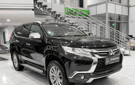 Mitsubishi Pajero Sport III рестайлинг, 2018 год, 2 850 000 рублей, 3 фотография