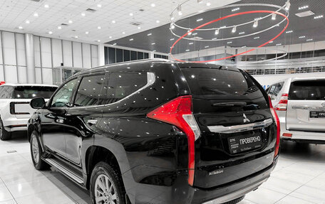 Mitsubishi Pajero Sport III рестайлинг, 2018 год, 2 850 000 рублей, 7 фотография