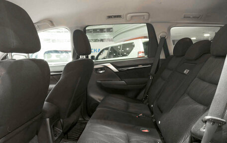 Mitsubishi Pajero Sport III рестайлинг, 2018 год, 2 850 000 рублей, 12 фотография